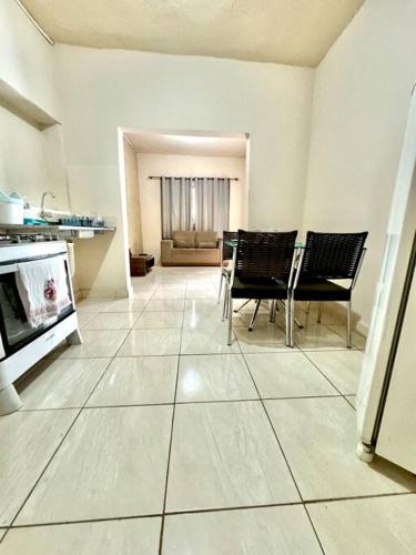 Imóvel central! (Imovel central!) near Romeu Zema repülőtér