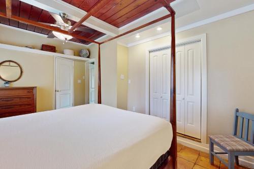 Blanco's Bay Blanco's Bay