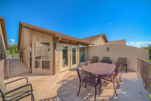 Dreams and Streams WW H303 - image 2