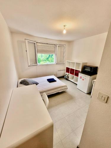Pratique, Proche Gare & Petit Prix avec Parking, Grenoble