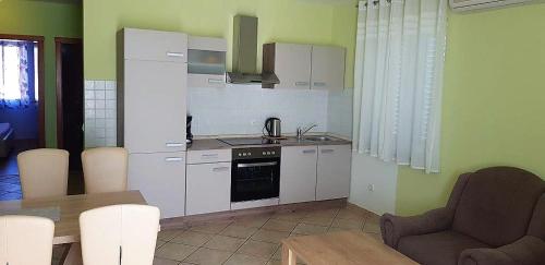 Apartment Rome - Novalja
