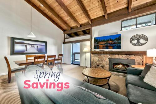 Lakeland Village 433 Resort fun walk to Beach Hot Tub Pools