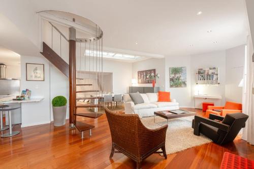 MOANA KEYWEEK Sea view apartment Biarritz downtown - image 3