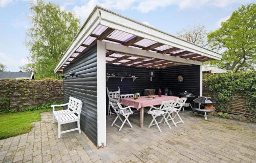 Haustierfreundliches Haus Mit 3 Schlafzimmern In Hornbæk in Hornbæk