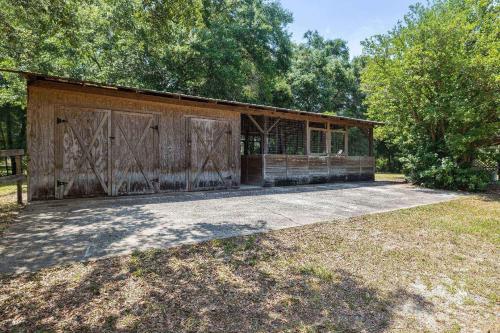 The Equestrian Retreat in Brooksville, USA