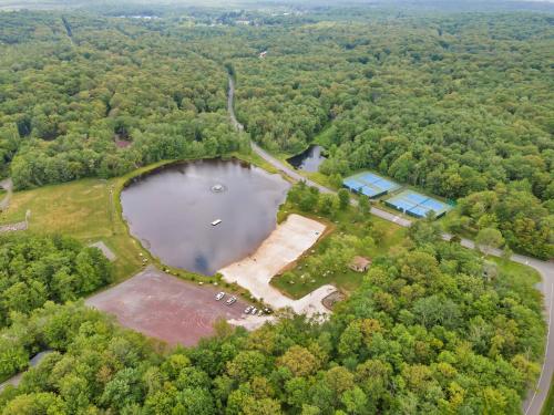 Close to Locust Lake:Beach:Fire Pit:Kalahari in Locust Lakes Village, USA