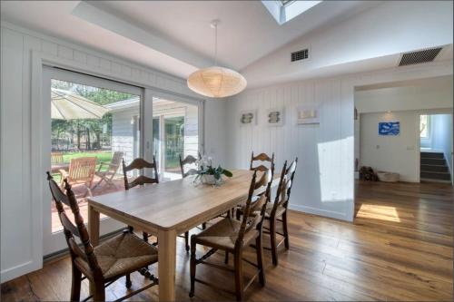 Luxurious 3BR 3 Baths Cottage in East Hamptons in East Hampton, USA