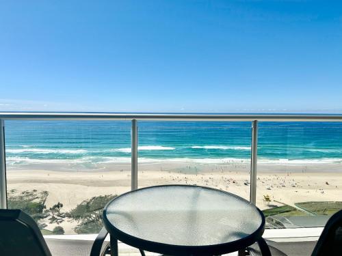 Beachfront on Oasis Centre, Air on Broadbeach 1503 - Tap to explore photos