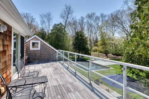 Spacious 5-BR 4-Bath Pool in East Hamptons in Springs (NY)