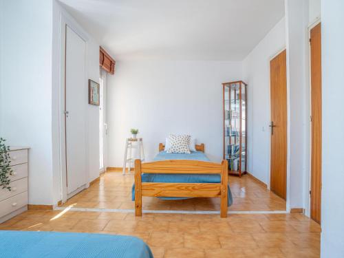 Apartment image 10
