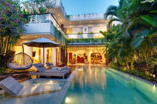 Deluxe Villa room in Exquisite 4BR Haven 5min Stroll to Beach Canggu
