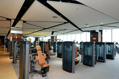 558086121 Crowne Plaza Wuxi Taihu by IHG