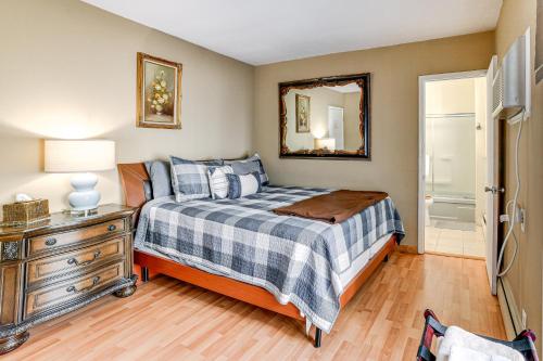 Massive Roscoe Retreat Great for Large Groups!