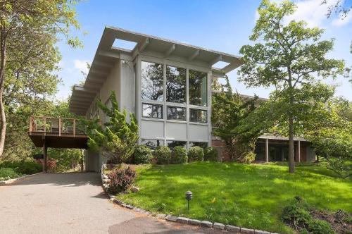 Villa Perlman in Southampton, USA