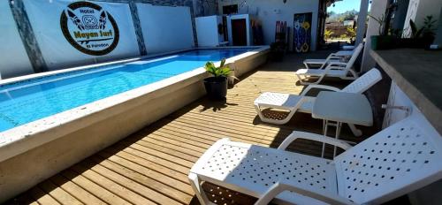 MAYAN SURF HOTEL in El Paredon Buena Vista