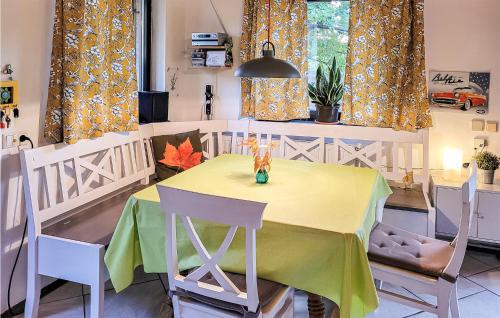 Holiday home Wien Industriestrasse - image 2