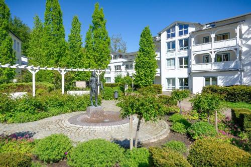 Exterior view, Haus Holstein - WG 6 mit Balkon, strandnah in Ostseebad Sellin