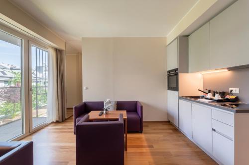 Pakat Suites Hotel - image 14