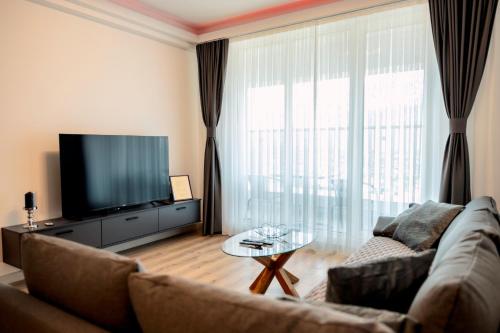 33rd Floor Twin Apartments & 7th Floor Apartment In Cevahir Sky City Complex With Pool, Spa, Fitness and Parking Included In Price, Skopje (photo 9)