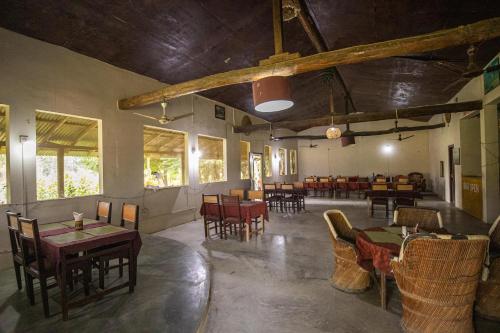 Facilities, SPOT ON 640 Riverside Viewpark Resort in Thakudwara