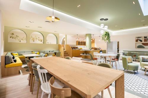 Citadines Toison d’Or Brussels Aparthotel - image 9