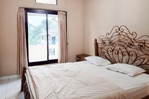 Family Room room in Villa d'Oasis 2 Puncak Mitra RedDoorz