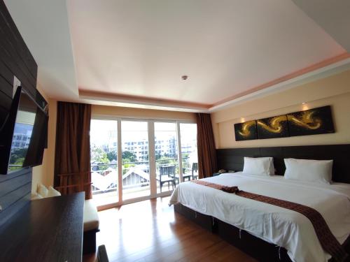R-Mar Resort and Spa Patong, Phuket