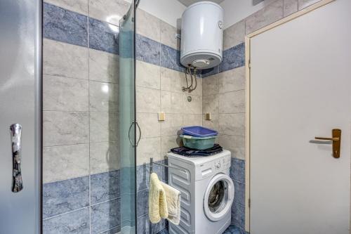 Apartment Riva 1001 - image 4