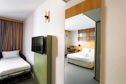 easyHotel Nice Palais des Congrès – Old Town - image 4