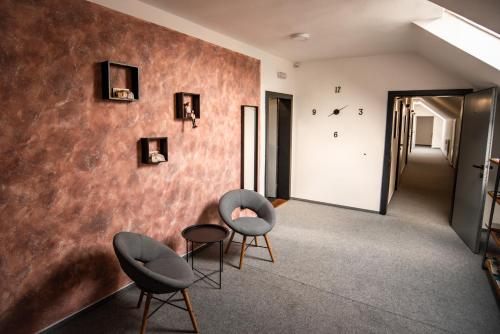 APART Mikeš - image 2
