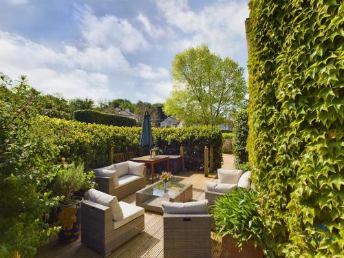 16 Solent Landing in Brading