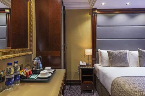 Hyde Park International - Member of Park Grand London - image 5