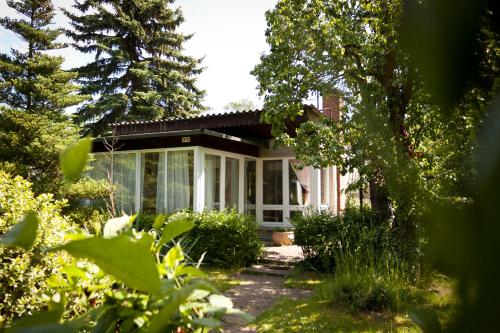 Bungalow mit Wintergarten in Seehof, Deutschland