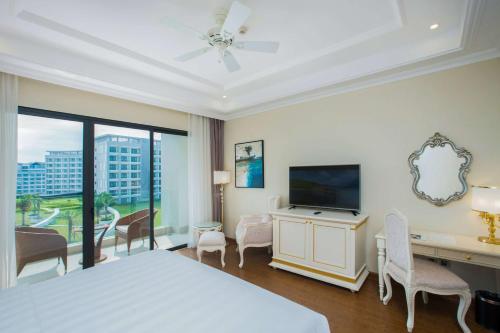 Wyndham Grand Phu Quoc