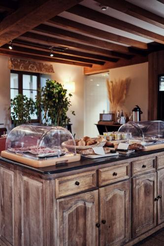 餐飲選擇, 德拉圖爾奧克索瓦酒店 (Hostellerie de la Tour d'Auxois) in 索略