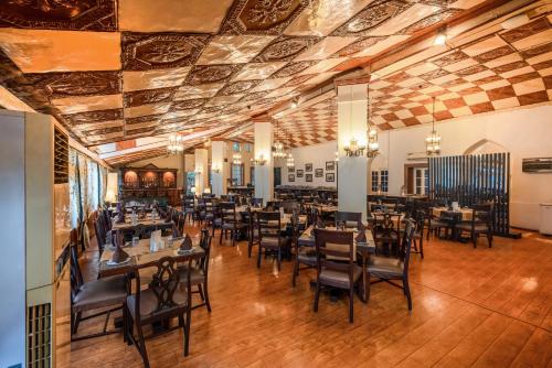 Étterem, Grand View Hotel in Dalhousie