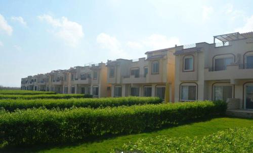 Beach and pools front challet in Ras Sudr families Only عائلات فقط (Beach and pools front challet in Ras Sudr families Only عائلات فقط) in Ras Sedr