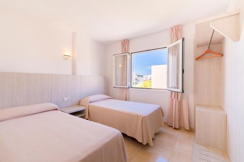 Apartamentos Avenida - MC Apartamentos Ibiza - image 10