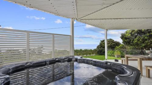Instalaciones, 'A Beachside Getaway - 8' by HolidayCo in Killcare