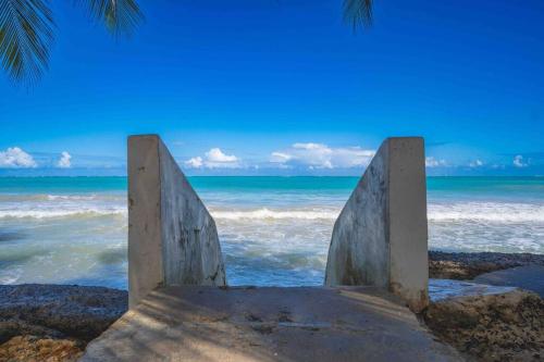 Beachfront Paradise Isla Verde - image 9