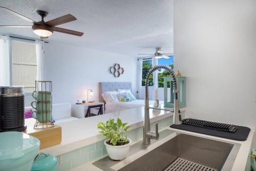 Beachfront Paradise Isla Verde - image 13