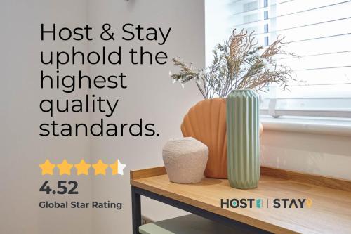 Host & Stay - Eccles Apartments