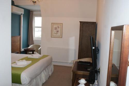 Keppel's Head Hotel Room Type - Deluxe Double or Twin Room