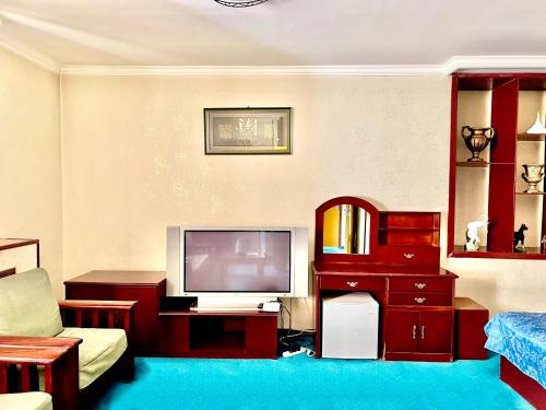 room detail thumbnail 1