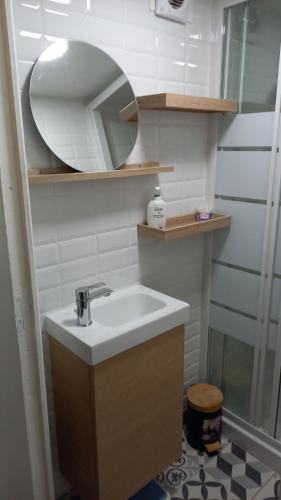 Vannas istaba, Appartement individuel en maison in Beaumont-sur-Oise
