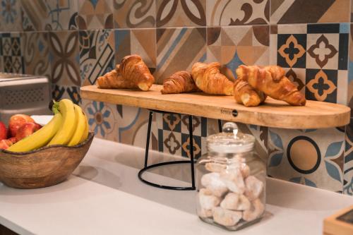 Quaint Hotel Sannat - image 2