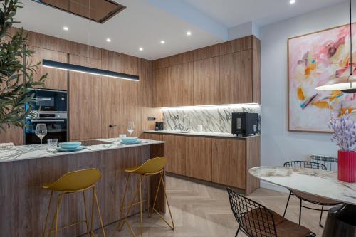Bilbao Premium with parking by Aston Rentals, Бильбао (фото 10)