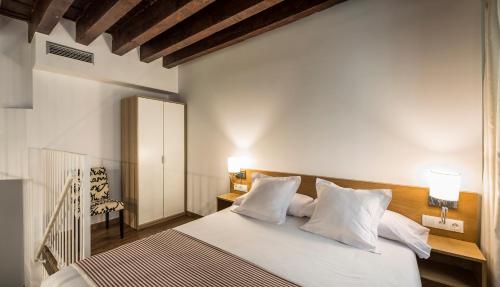 Mon Suites San Nicolas - image 14