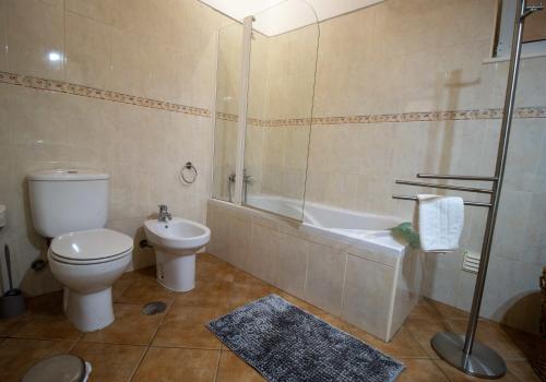 Four-Bedroom House image 4