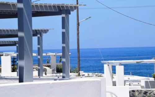 Atlantis - by S paradise - outdoor jacuzzi & seaview, Oia (foto 6)